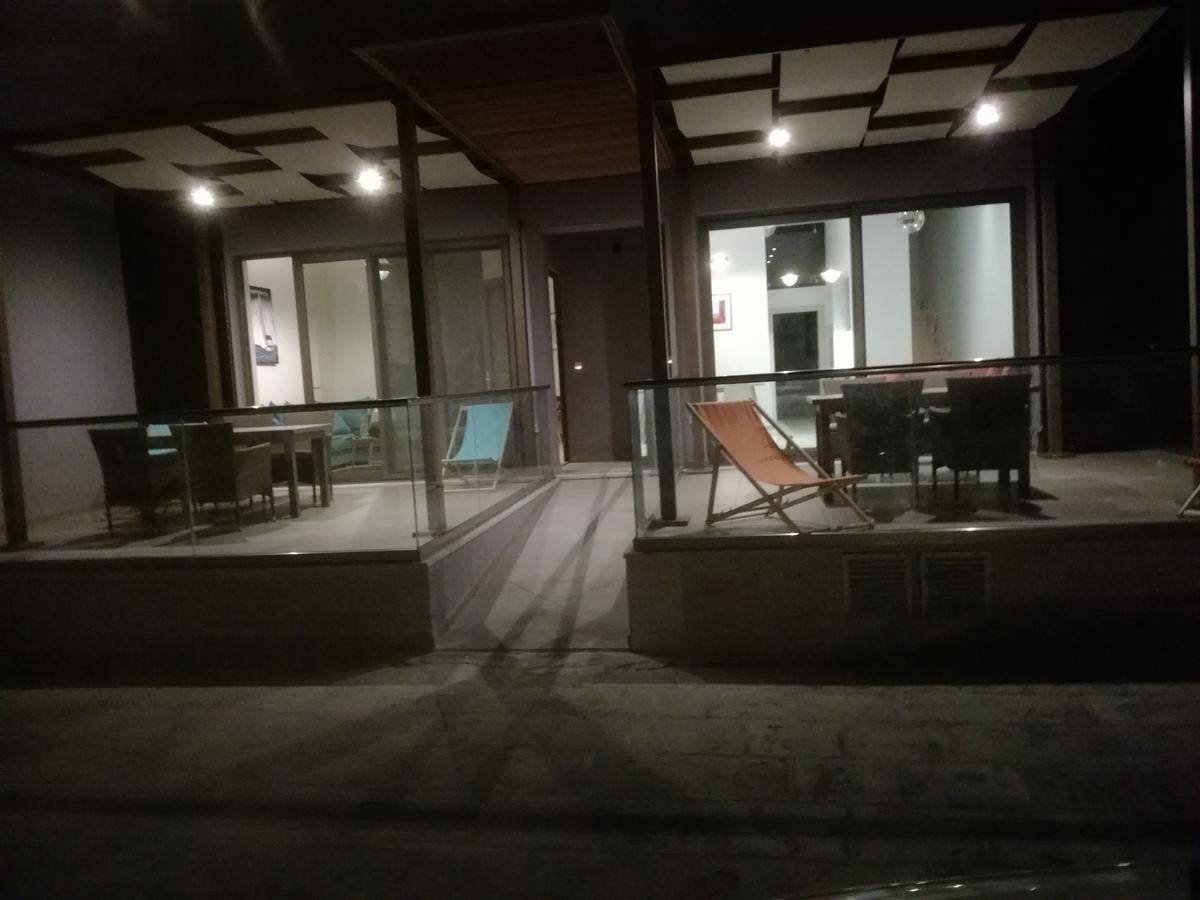 Casa Bella Deluxe Apartments 팔라이오코라 외부 사진